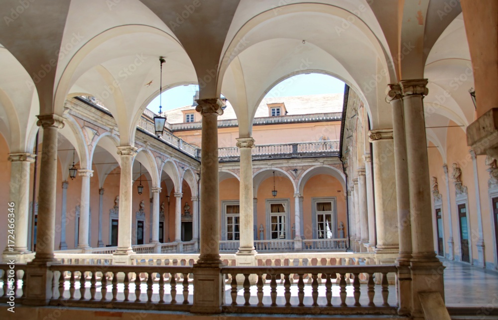 Palais, églises et rues de Gênes en Ligurie (Italie)
