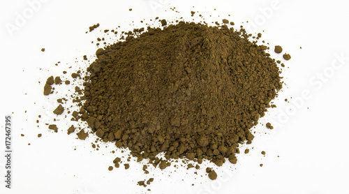 Fotografie brown pigment isolated over white