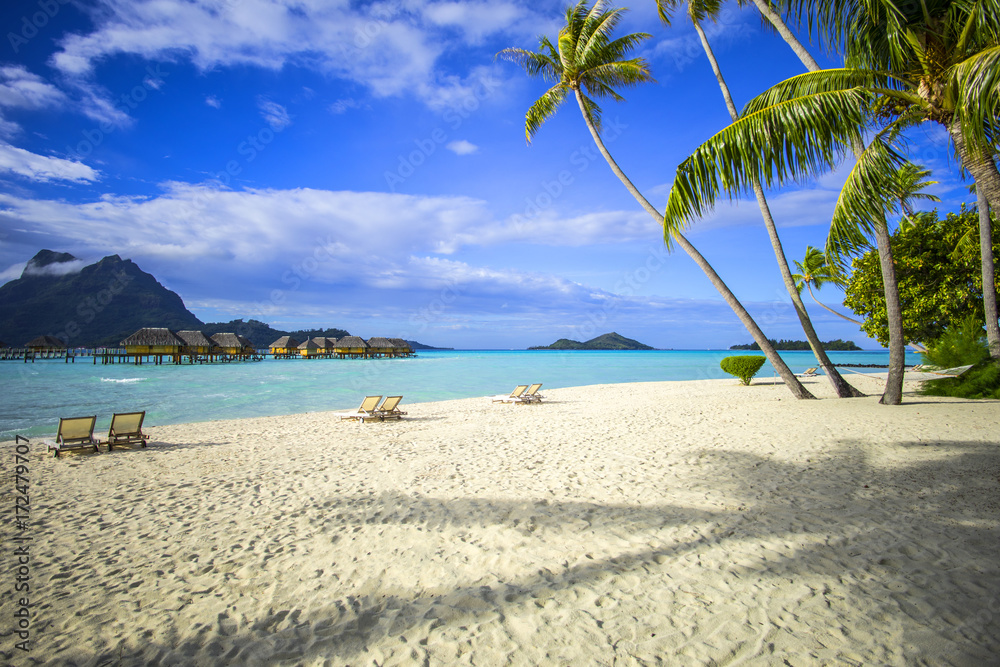 plage paradisiaque en polynésie française