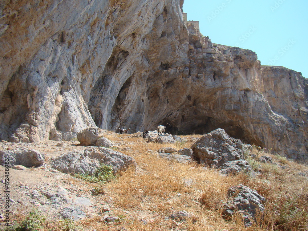 Fototapeta premium Rodos, Lindos, Acropolis, Сave under the fortress