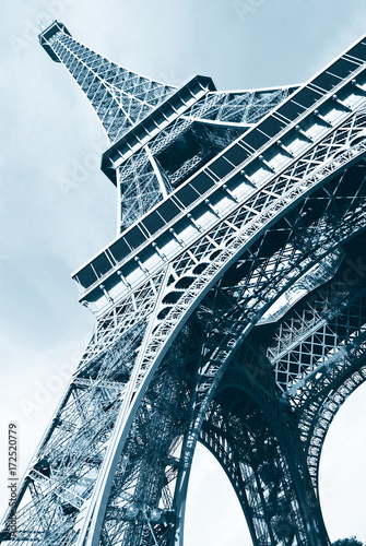 Eiffel tower, Paris, France © ElenaR