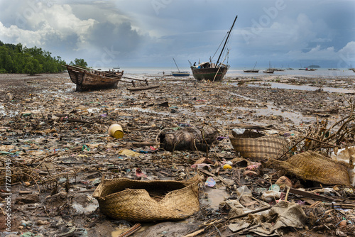 Low Tide photo