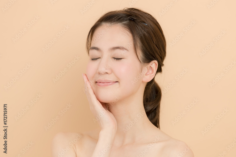 スキンケア・女性 スキンケア・女性