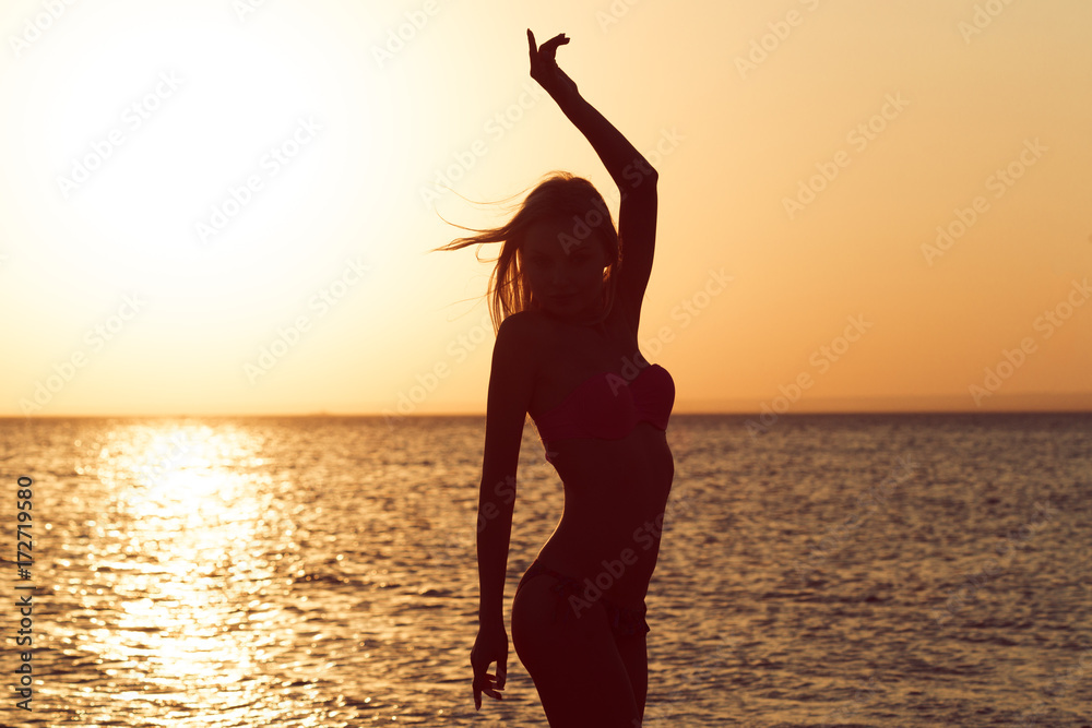 Fototapeta premium sunset dance