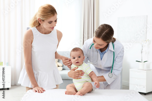 Young mom standing near cou...