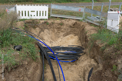 glasfaserkabel dsl internet kabel verlegung