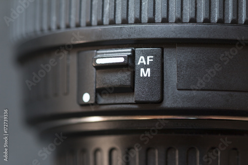 Schalter Autofokus / manueller Focus an einem Objektiv