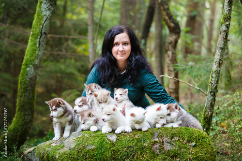 Konstfotografi Breeder of dogs with their pets