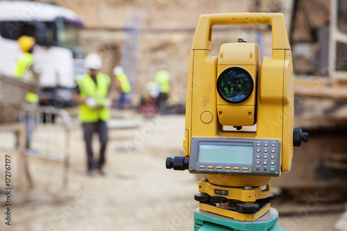 Construction theodolite photo