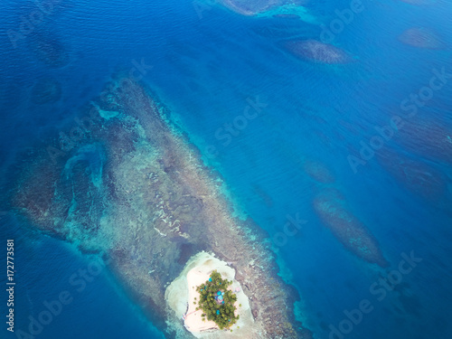 1508791 Small island at pattern sea