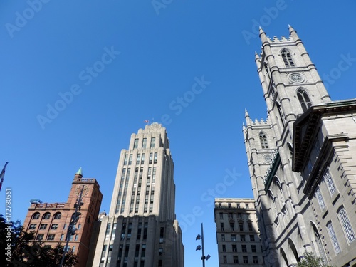 Chiesa di Notre Dame e grattacieli, Montréal, Québec, Canada