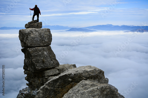 dangerous cliffs and successful people