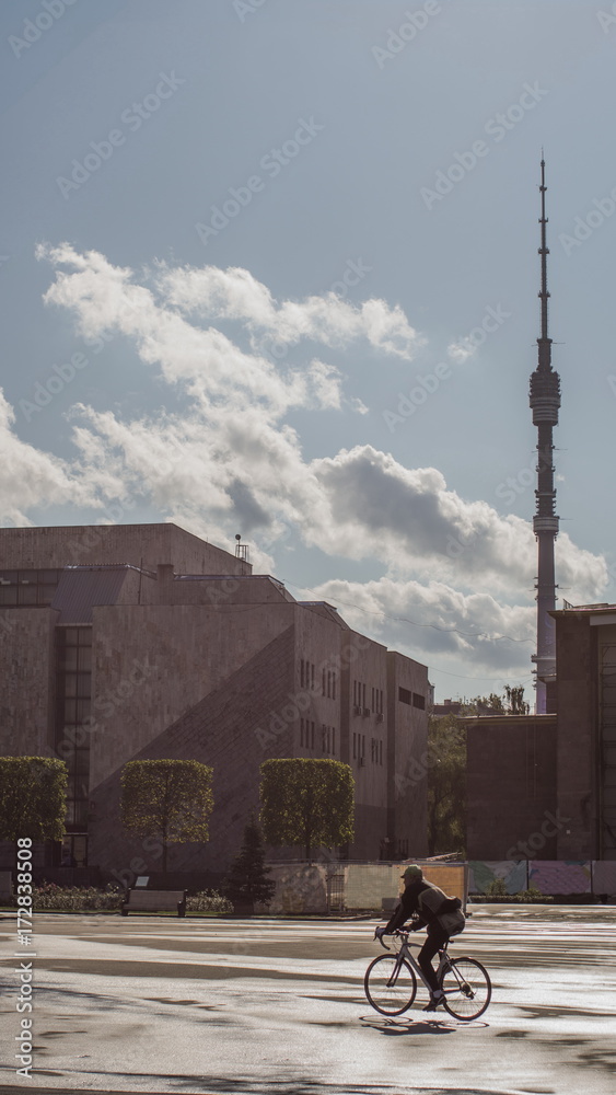 Fototapeta premium Cyclist in the center of Moscow