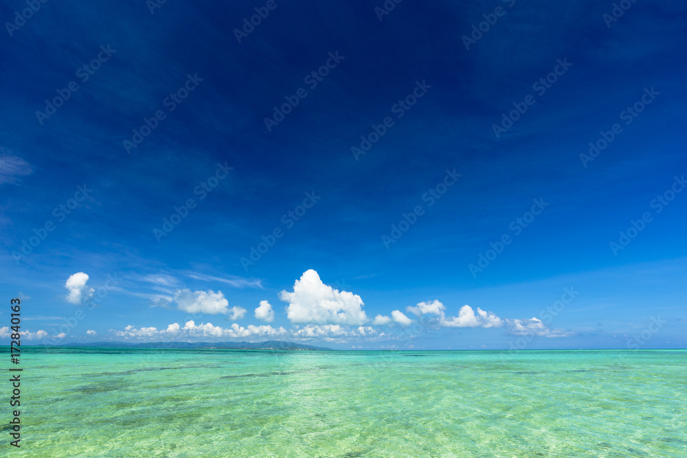 珊瑚礁の美しい竹富島のコンドイ浜 Stock Photo | Adobe Stock