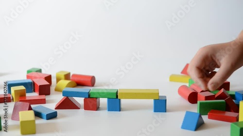 bunte Bausteine Brückenbau