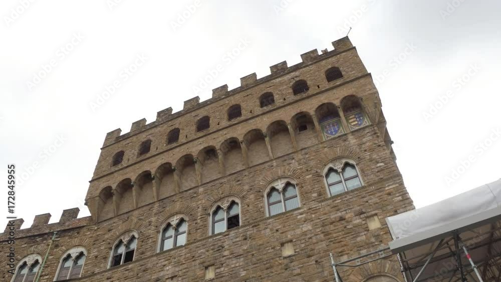 Famous Palazzo Vecchio in Florence - the Vecchio Palace in the historic city center - Tuscany Famous Palazzo Vecchio in Florence - the Vecchio Palace in the historic city center - Tuscany