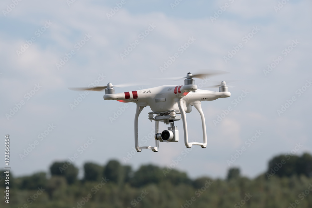 Drohne im Flug Drohne im Flug