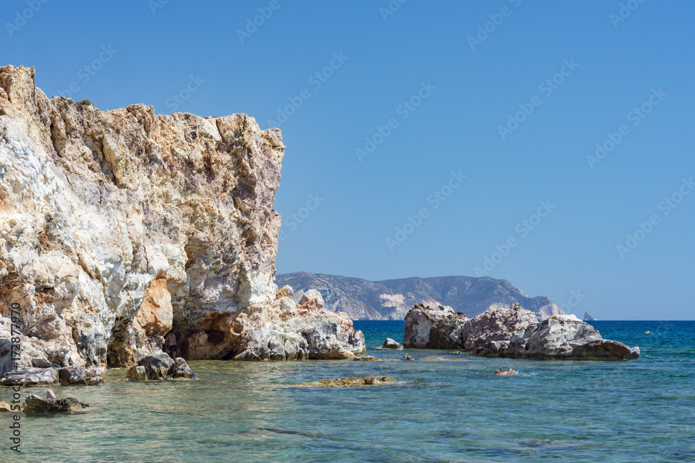 Fototapeta premium La spiaggia di Kastanas a Milos, arcipelago delle isole Cicladi GR