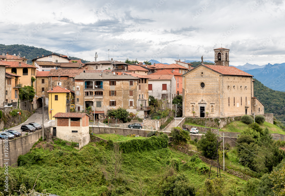 Cadegliano Viconago is a small village located above Ponte Tresa in the province of Varese, Italy