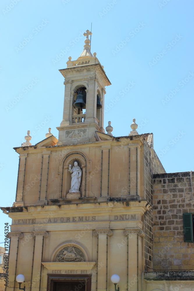 Kirche in der Altstadt von Victoria Rabat, Hauptstadt der Insel Gozo auf Malta