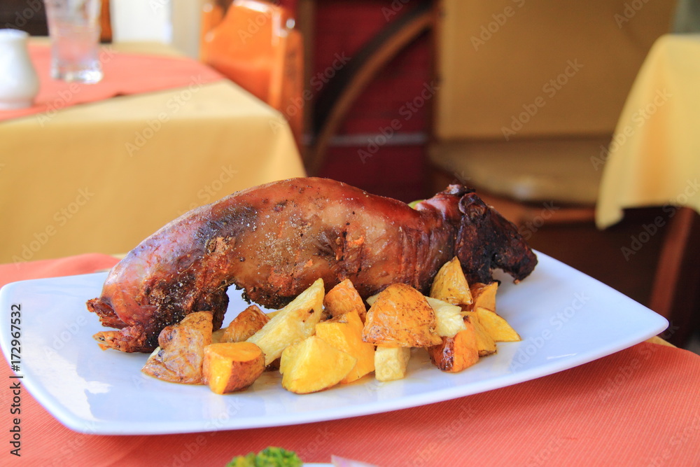 Roasted Cuy Guinea Pig Local Dishes Of Peru クイ テンジクネズミ ペルーの伝統料理 Stock 写真 Adobe Stock