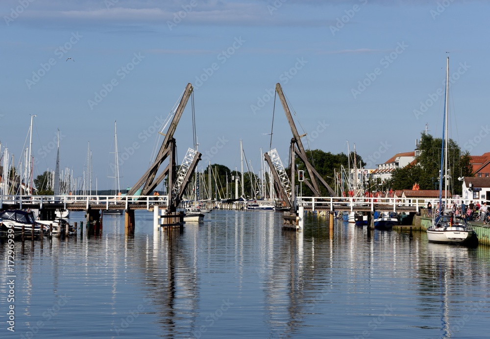 Historische Klappbrücke Greifswald-Wieck