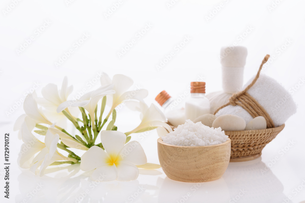 Φωτογραφία Bath products and skincare treatment with Plumeria spa flower on white backgroun