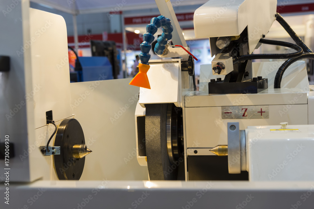 high precision grinding CNC machine