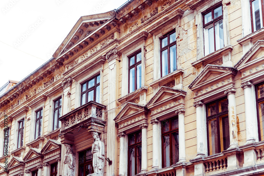 Fototapeta premium antique building view in Old Town Bucharest, Romanian