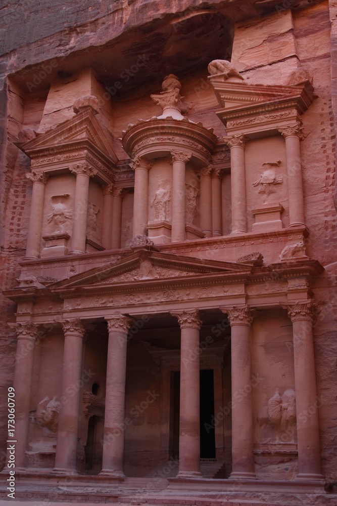 Al Khazneh, The treasury, ancient city of Petra, Jordan