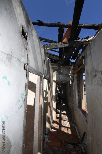 construcción abandonada