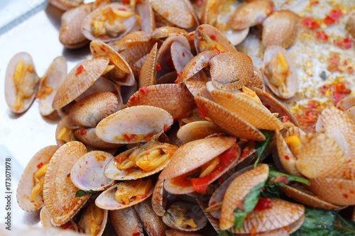 Spicy fried clam is delicious