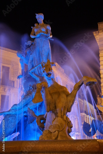 Piazza Archimede Siracusa photo