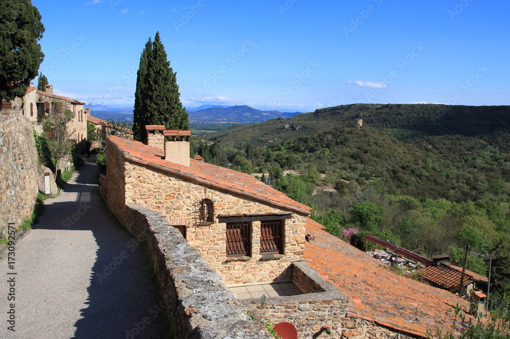 Obraz premium Traditional house in french village of Castelnou in Pyrenees orientales, France