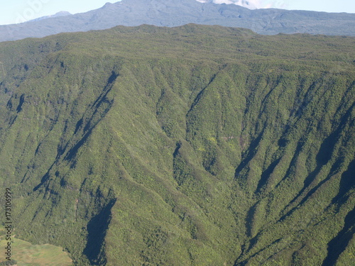 Barre montagneuse nord de la Plaine des Palmistes
