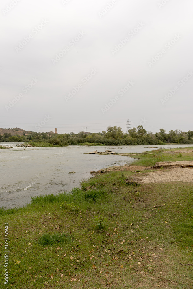 The river Ebro on its way through Escatron, Aragon