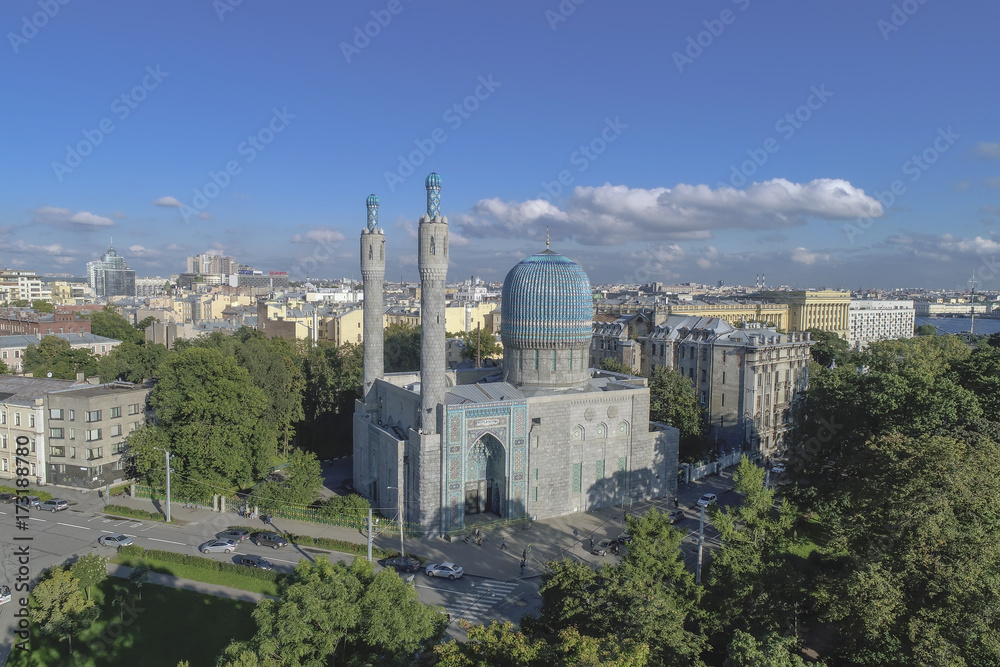 Naklejka premium Вид на Санкт-Петербургскую соборную мечеть. 