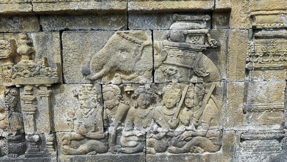 Statues du temple de Borobudur sur l'île de Java, Indonésie