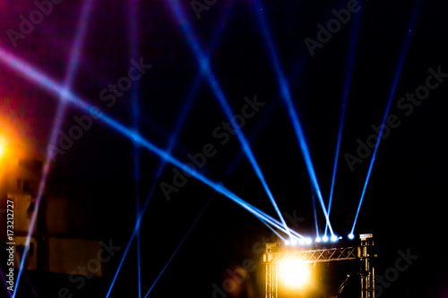 Tableau sur toile concert and lighting systems