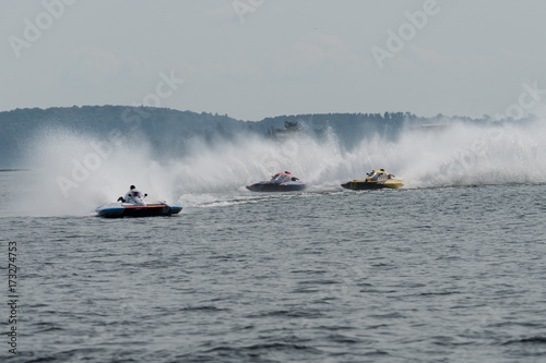 hydroplanes with rooster tail plume