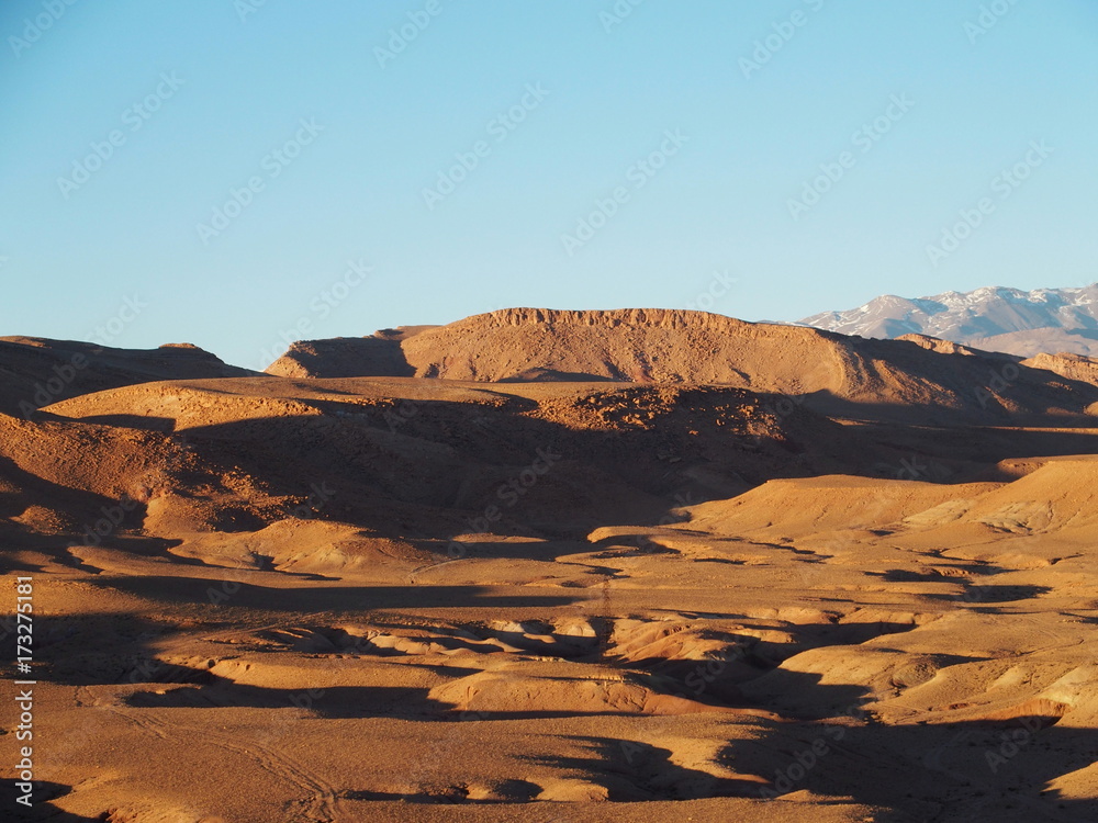 Naklejka premium Desert and high ATLAS MOUNTAINS range landscape in central Morocco