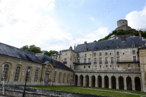 château de la Roche Guyon photo