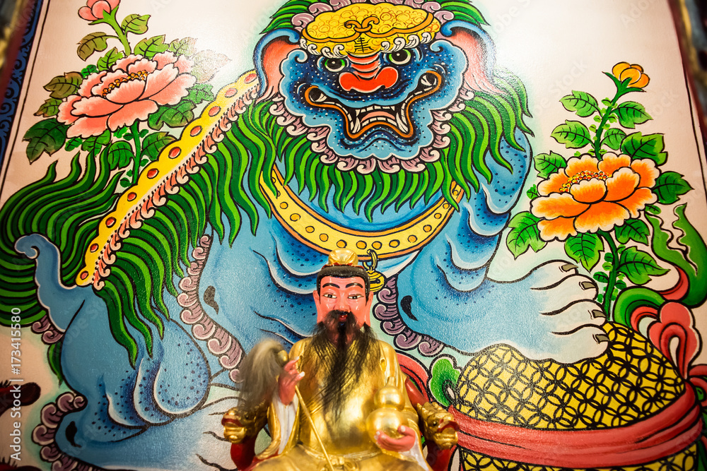 Fototapeta premium Samut Prakan Thailand: Chinese temple at Sam Rong