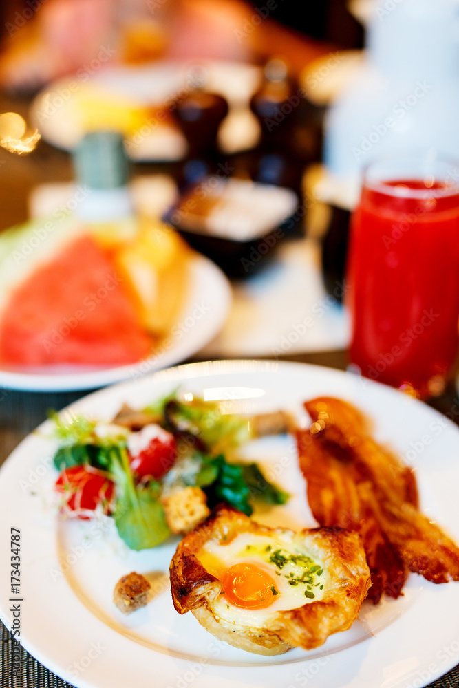 Breakfast with eggs Breakfast with eggs