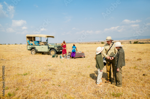 Family safari breakfast photo