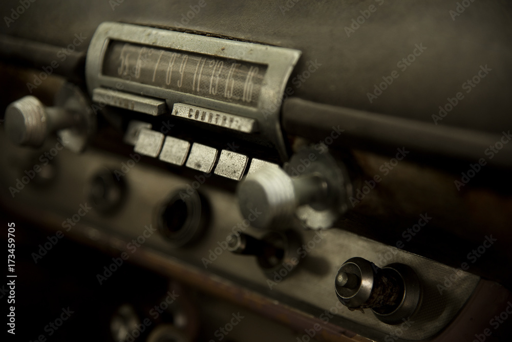 Old Classic American Car Dash Radio Old Classic American Car Dash Radio