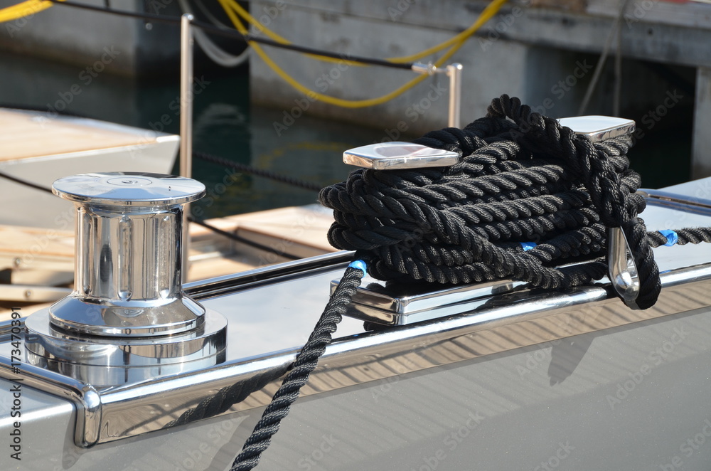 Fototapeta premium Bitta da ormeggio