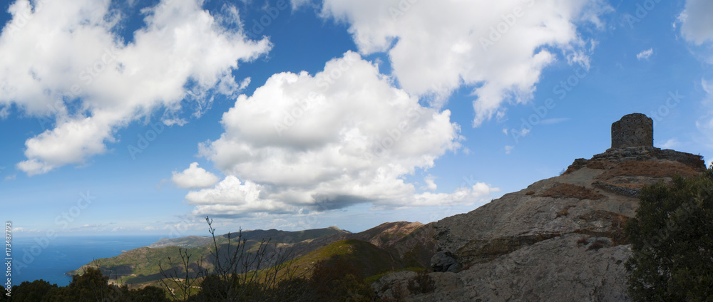 Corsica, 03/09/2017 vista della Torre di Seneca, antica torre genovese
