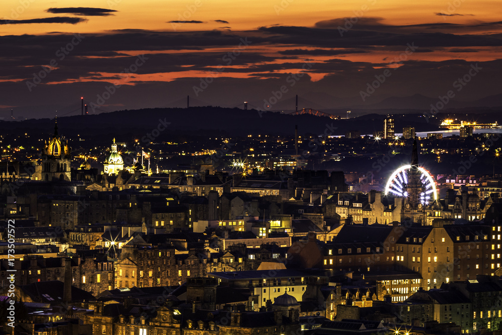 the light of Edinburgh city in golden hour 