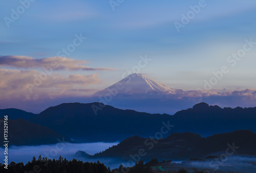 雲海の富士山